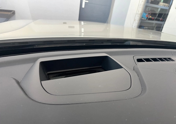 Volvo XC 60 cena 178999 przebieg: 114250, rok produkcji 2021 z Staszów małe 562
